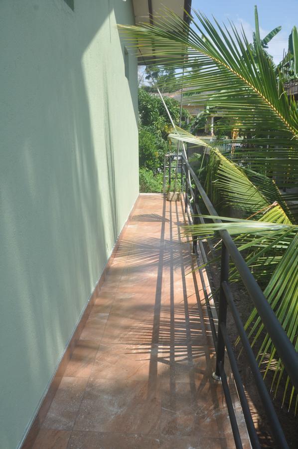 Nisadi Villa Bentota Exterior foto