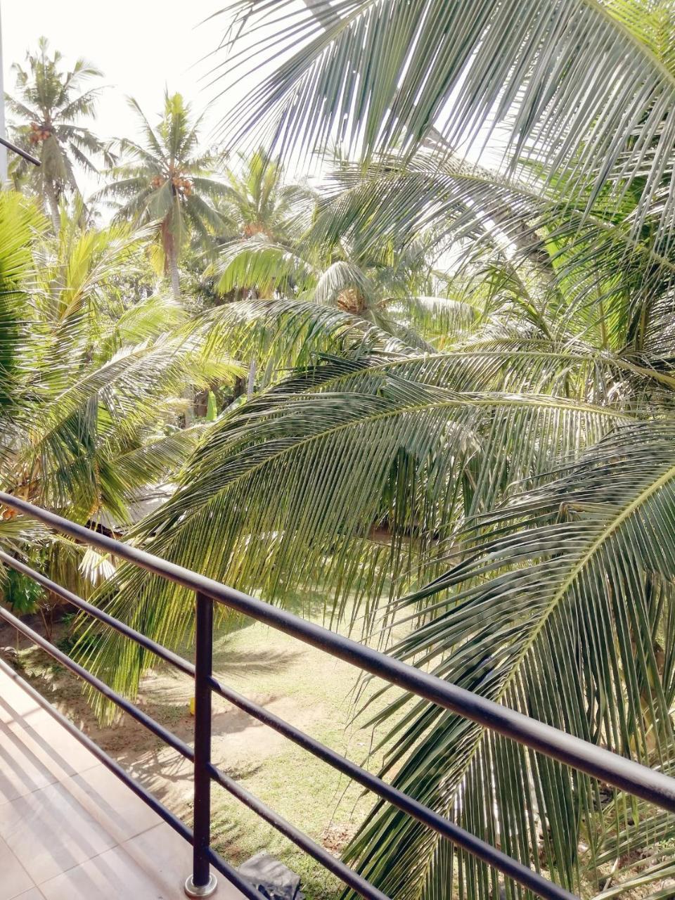 Nisadi Villa Bentota Exterior foto